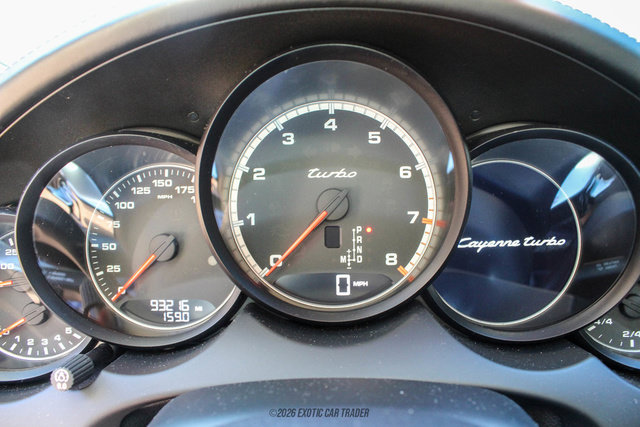 Used 2012 Porsche Cayenne Turbo AWD/4WD image 23