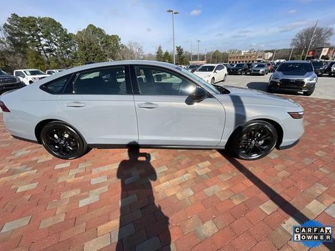 Certified 2025 Honda Accord SE image 36