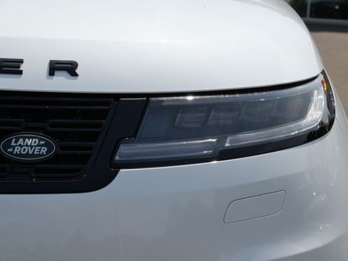 Used 2026 Land Rover Range Rover Sport Autobiography AWD/4WD image 9