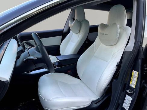 Used 2019 Tesla Model 3 RWD image 22