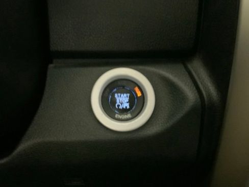 Used 2015 RAM 1500 Laramie w/ Convenience Group AWD/4WD image 24