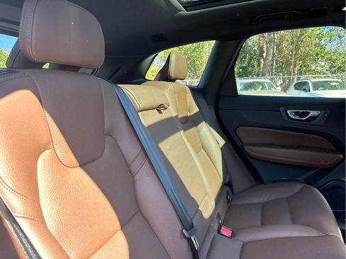 Certified 2023 Volvo XC60 B5 Plus w/ Climate Package image 30
