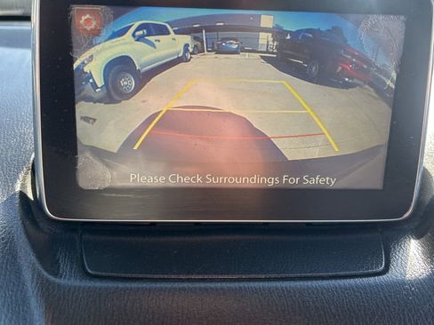 Used 2018 Toyota Yaris iA image 8