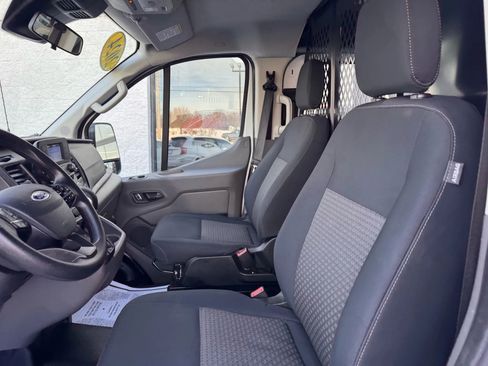 Used 2024 Ford Transit 250 Low Roof w/ Exterior Upgrade Package image 10