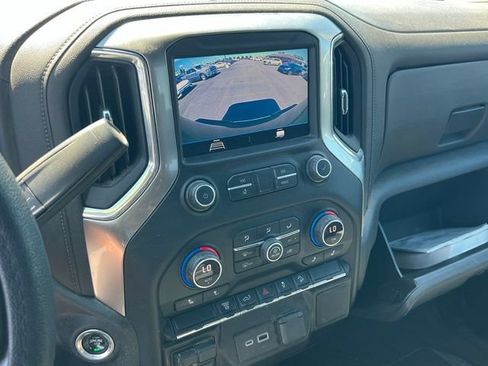 Used 2021 Chevrolet Silverado 2500 LT w/ Convenience Package AWD/4WD image 18