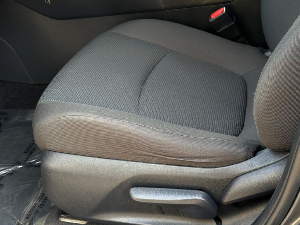 Used 2024 Toyota RAV4 LE AWD/4WD image 20