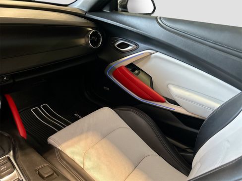 Used 2022 Chevrolet Camaro SS image 24