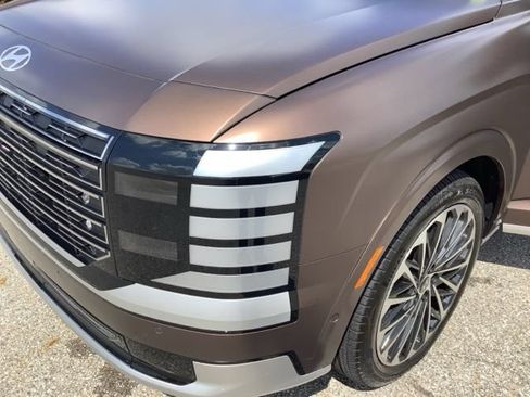 Certified 2026 Hyundai Palisade Calligraphy AWD/4WD image 28