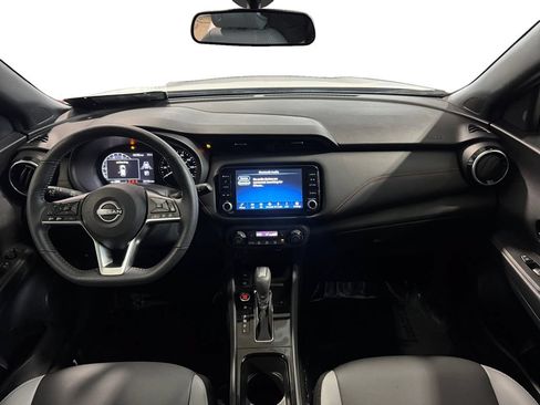 Used 2023 Nissan Kicks SR w/ SR Premium Package FWD image 14