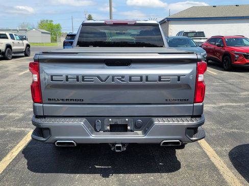 Used 2020 Chevrolet Silverado 1500 Custom w/ Custom Value Package AWD/4WD image 5