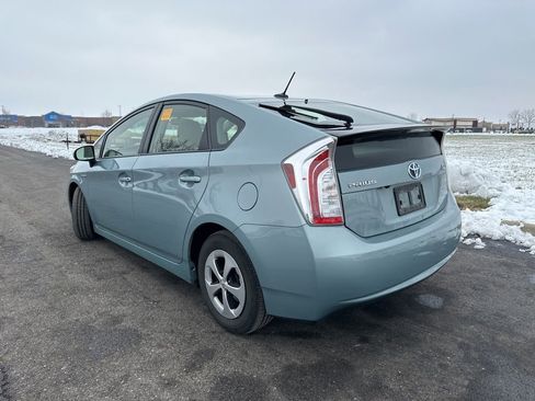 Used 2014 Toyota Prius One image 8