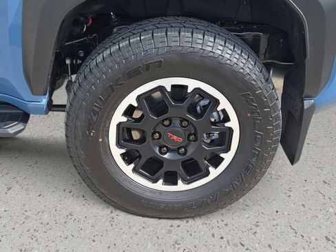 New 2026 Toyota 4Runner TRD Off-Road Premium AWD/4WD image 34