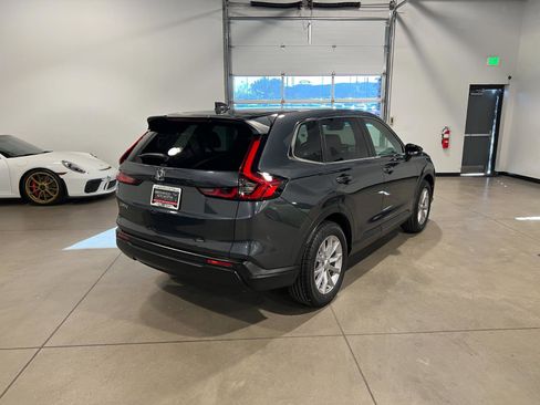 Used 2023 Honda CR-V EX-L image 3