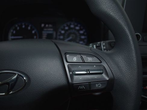 Used 2023 Hyundai Kona SEL AWD/4WD image 15