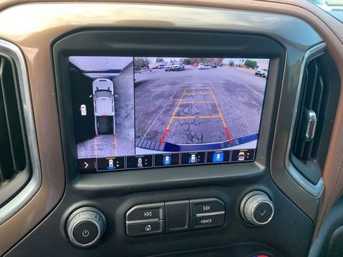 Used 2023 Chevrolet Silverado 2500 High Country w/ Z71 Off-Road Package image 25