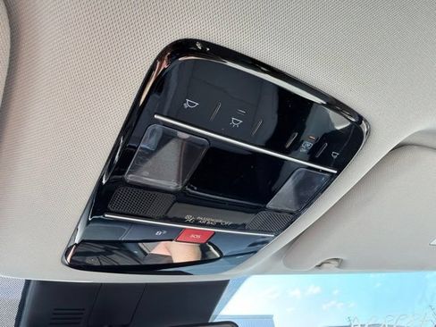Used 2025 Hyundai Santa Fe SEL FWD image 17