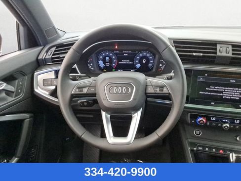 Used 2025 Audi Q3 2.0T Premium w/ Convenience Package image 14