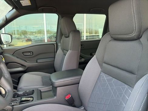 New 2026 Nissan Frontier SV w/ SV Convenience Package image 9