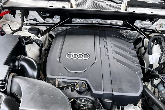 Used 2021 Audi Q5 Prestige AWD/4WD image 34