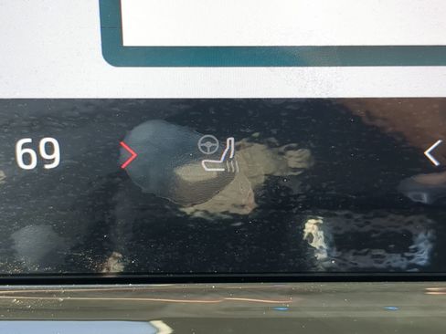 New 2025 Ford Expedition Active image 60