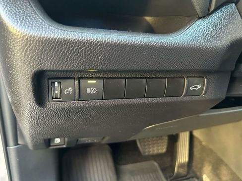 Certified 2025 Toyota RAV4 XSE image 18