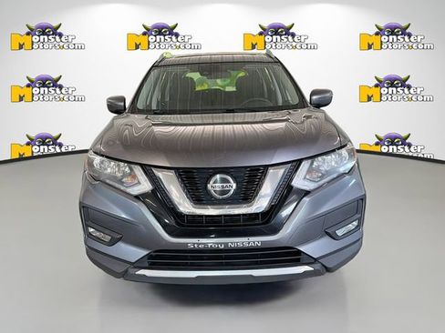 Used 2019 Nissan Rogue SL AWD/4WD image 2