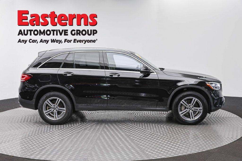 Used 2022 Mercedes-Benz GLC 300 4MATIC w/ Multimedia Package Lite image 6