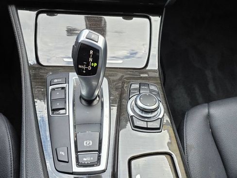 Used 2013 BMW 528i Sedan RWD image 18