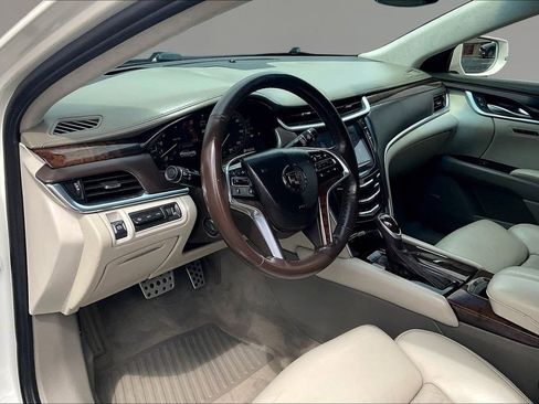 Used 2014 Cadillac XTS Platinum AWD/4WD image 16