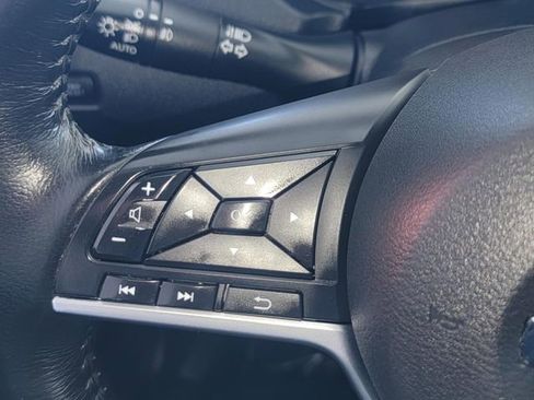 Used 2019 Nissan Rogue Sport SV w/ All-Weather Package image 17