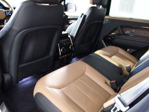 Used 2024 Land Rover Range Rover Sport Dynamic SE image 26