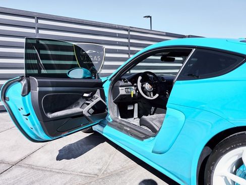 Used 2021 Porsche 718 Cayman GT4 image 29