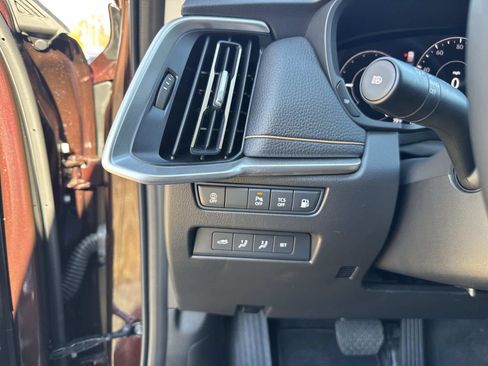 Used 2025 MAZDA CX-90 Plug-In Hybrid w/Premium Sport image 32