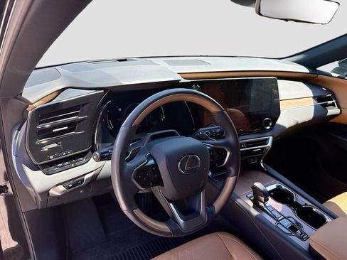 Used 2023 Lexus RX 350 Premium Plus w/ Cold Area Package FWD image 27
