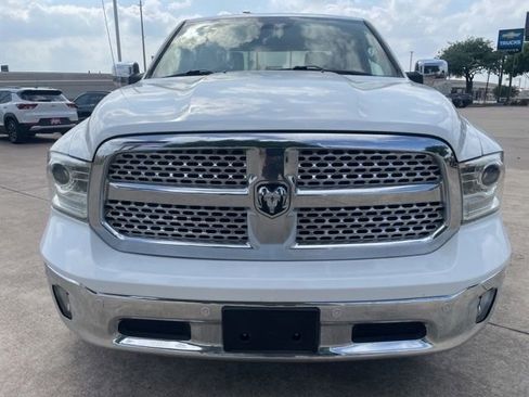 Used 2018 RAM 1500 Laramie w/ Convenience Group AWD/4WD image 2