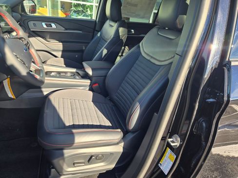 New 2026 Ford Explorer ST-Line w/ ST-Line Street Pack AWD/4WD image 15