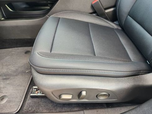 New 2026 Chevrolet Equinox EV LT w/ Convenience Package II FWD image 44