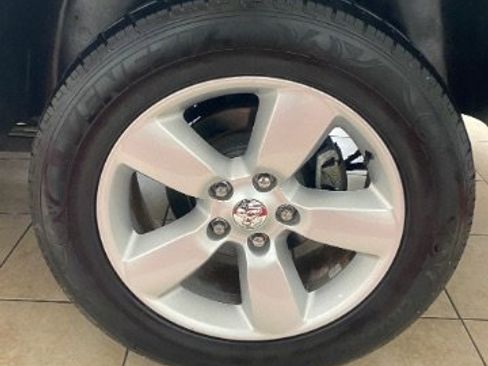 Used 2017 RAM 1500 Tradesman image 36