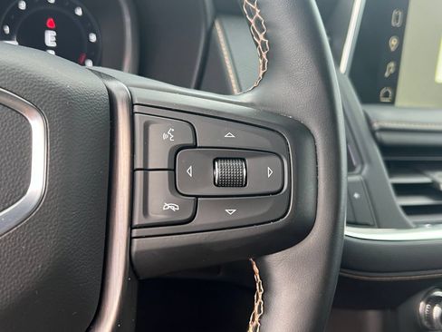 Used 2023 GMC Yukon AT4 w/ AT4 Premium Package AWD/4WD image 29