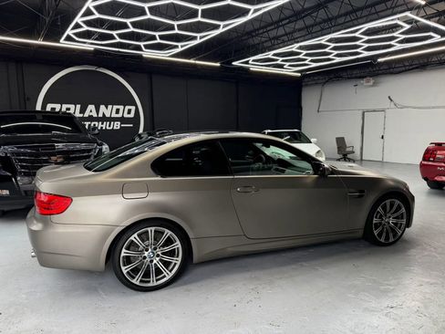 Used 2011 BMW M3 Coupe RWD image 2
