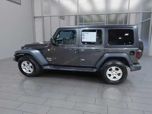 Used 2018 Jeep Wrangler Unlimited Sport S AWD/4WD image 6