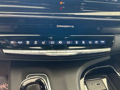 Used 2023 Cadillac Escalade V w/ Heavy-Duty Trailer Package AWD/4WD image 55