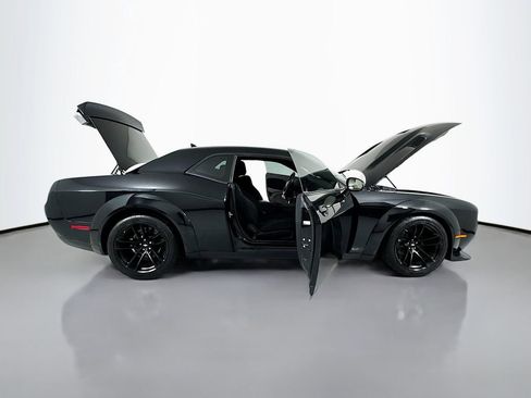 Used 2021 Dodge Challenger R/T Scat Pack RWD image 29
