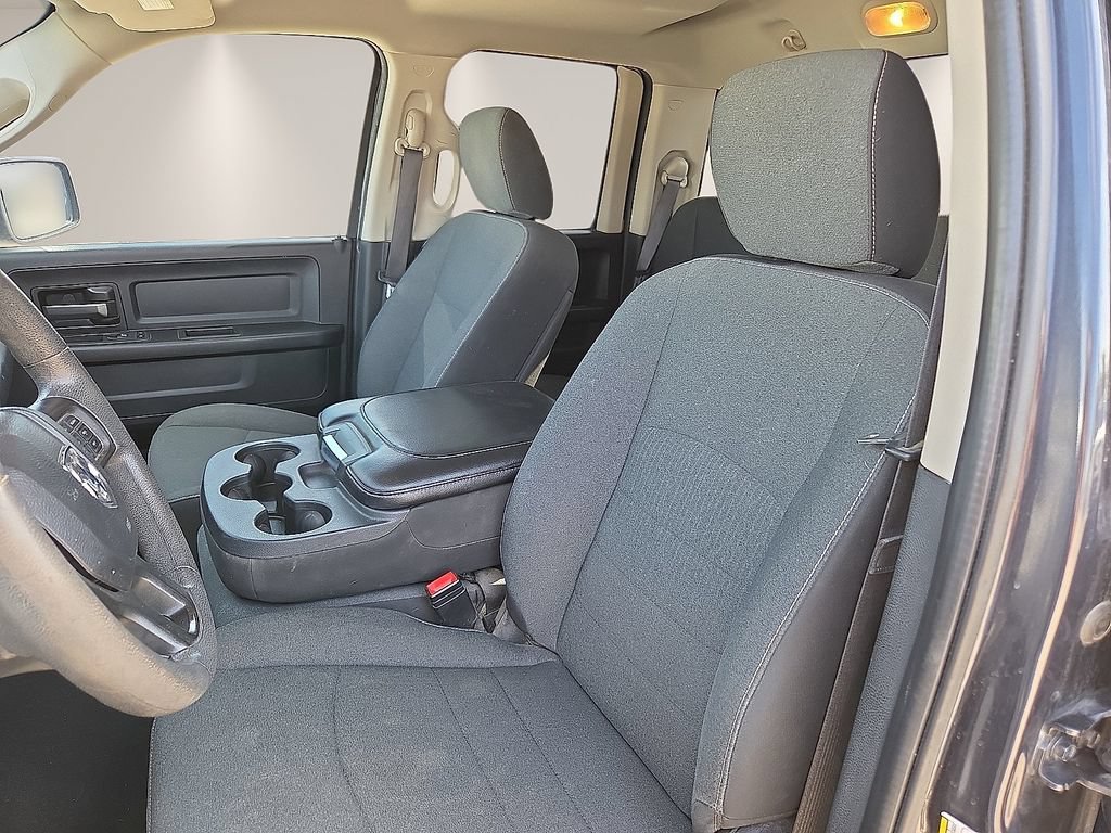 Used 2021 RAM 1500 Tradesman w/ Chrome Plus Package RWD image 15