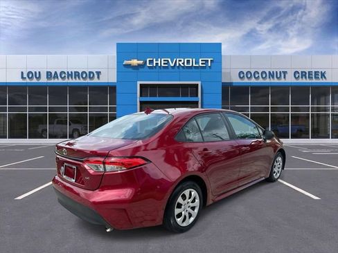 Used 2024 Toyota Corolla LE FWD image 8
