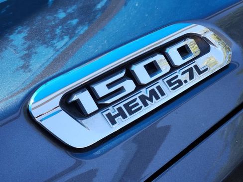 Used 2019 RAM 1500 Laramie RWD image 10