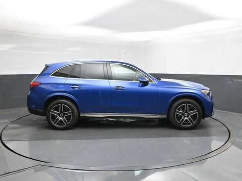 New 2026 Mercedes-Benz GLC 300 image 11
