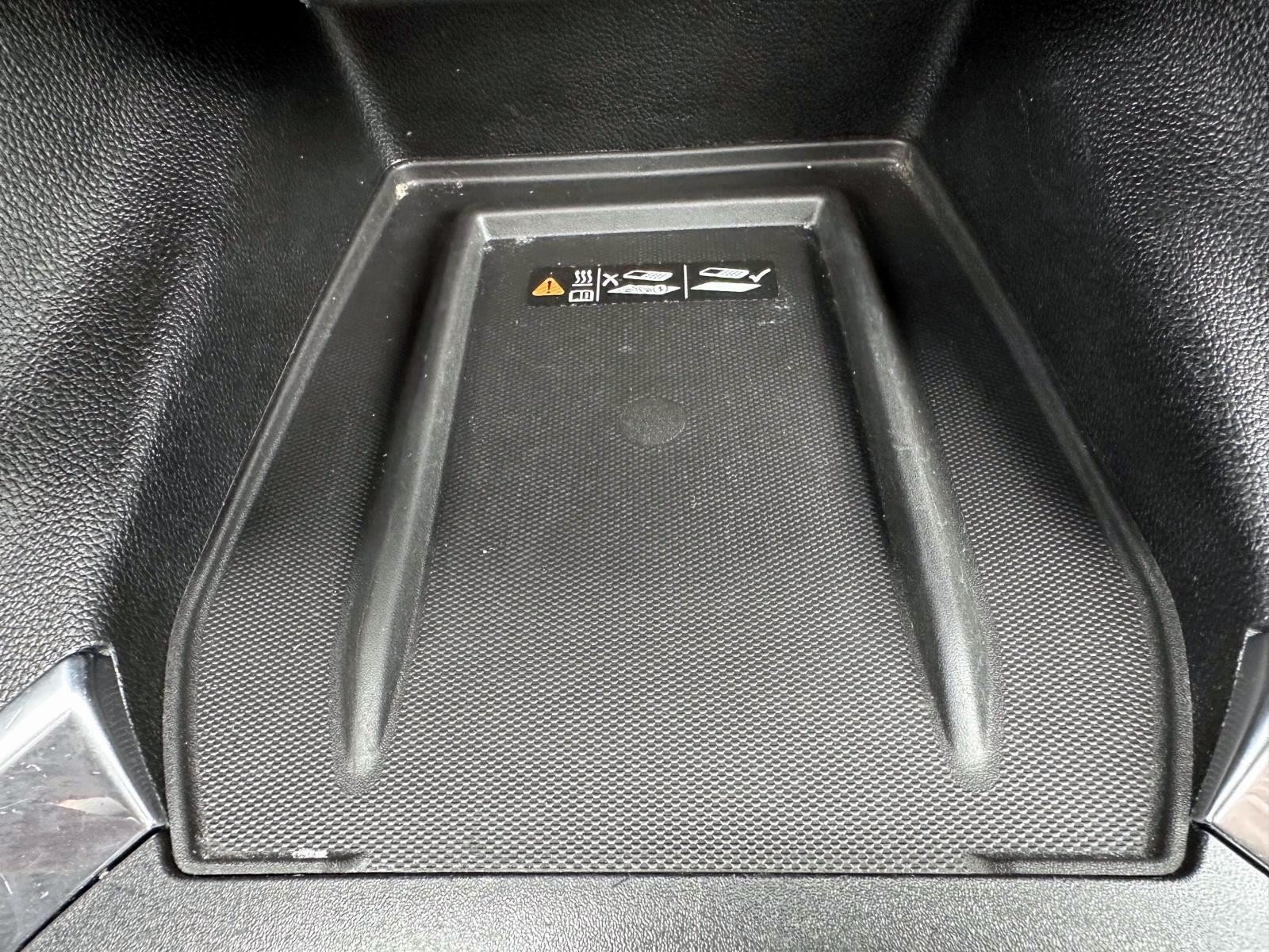 Used 2023 Chevrolet Traverse RS AWD/4WD image 26