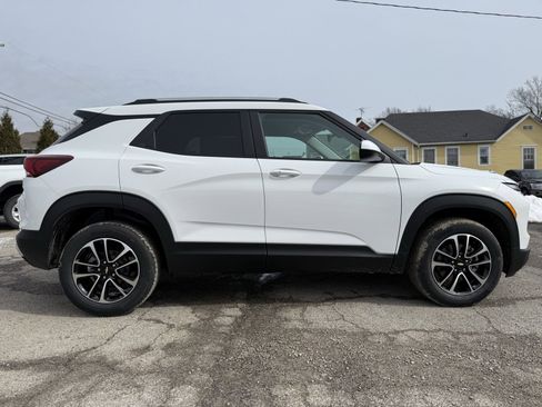 New 2026 Chevrolet TrailBlazer LT image 8