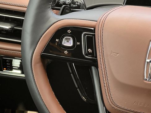 New 2026 Lincoln Aviator Reserve RWD image 12